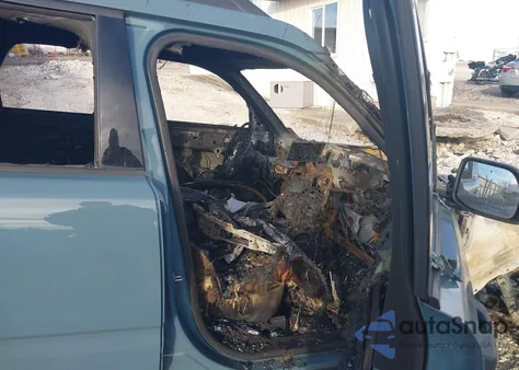 2022 Ford Bronco Sport Big Bend z USA, uszkodzony, nr VIN 3FMCR9B69NRD96392